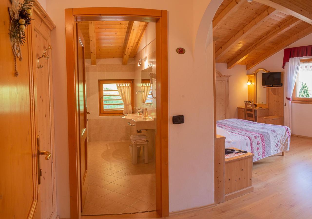 Hotel Garni Sant'Antonio Con Spa Madonna di Campiglio Exterior photo