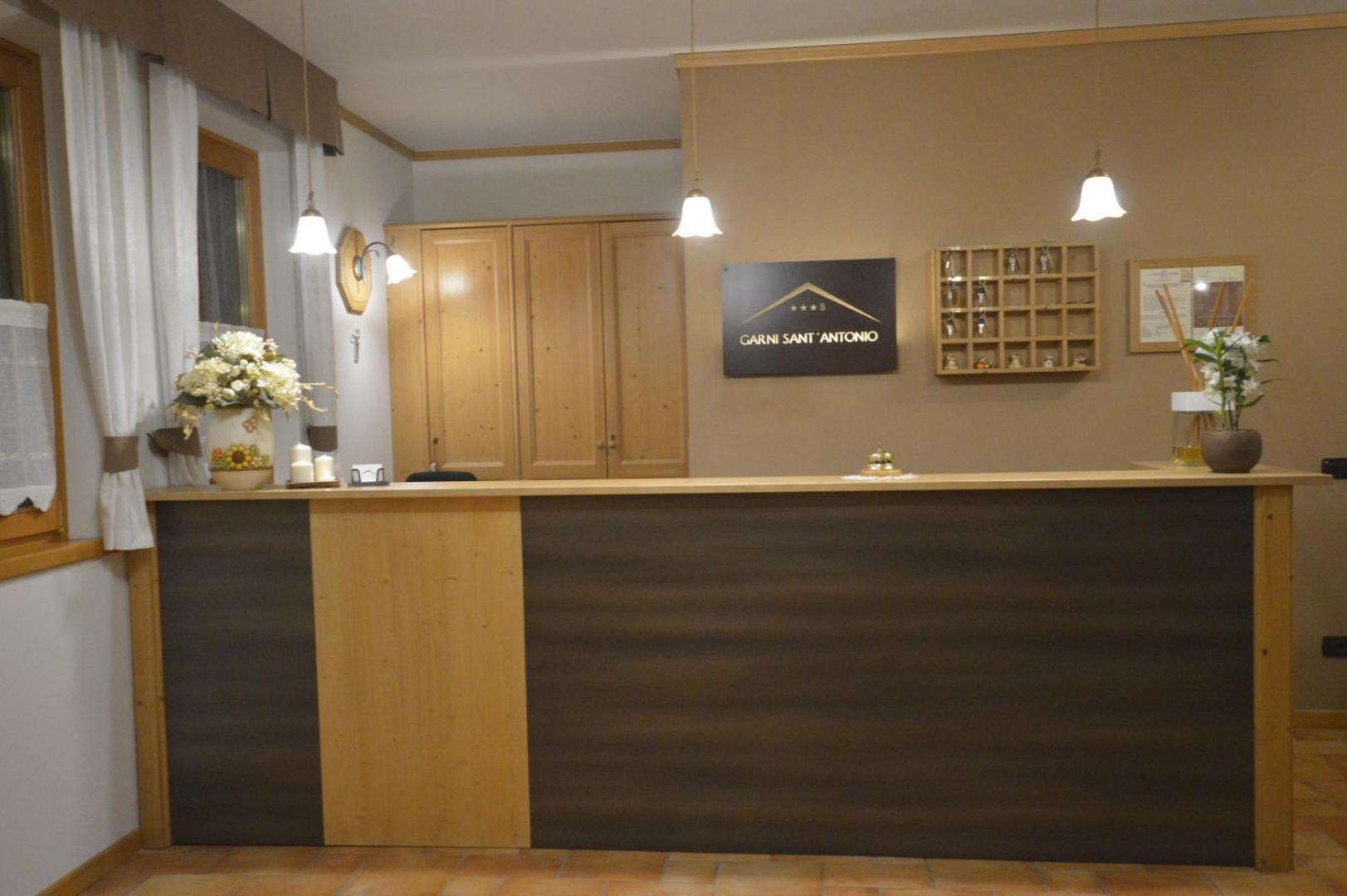 Hotel Garni Sant'Antonio Con Spa Madonna di Campiglio Exterior photo